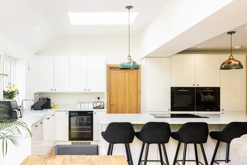 modern black and white kitchen