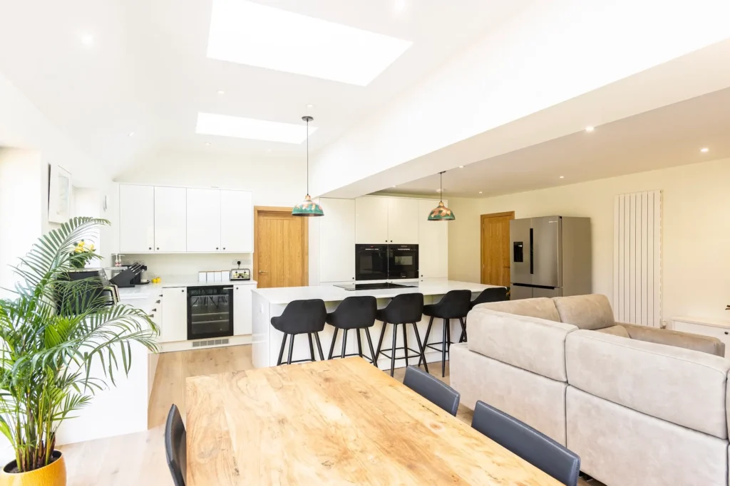black and white kitchen diner