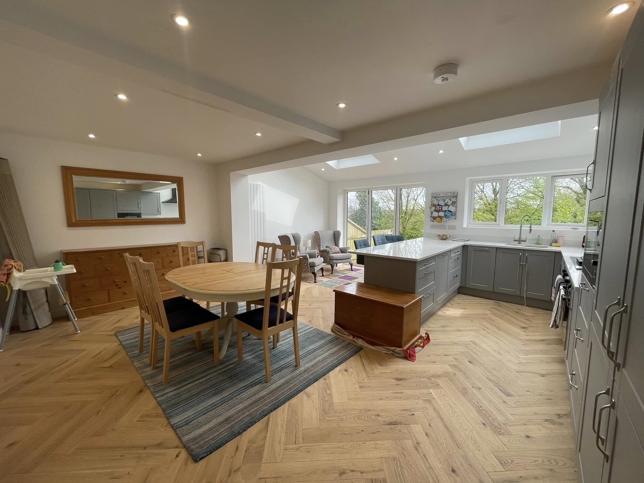 open plan kitchen and dining